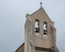 IMG_0140 28/07/2018 - Première nuit de bivouac sauvage, heu... pas tant que cela, sous la protection du Dieu catholique quelque part en montant vers Reims. First night...